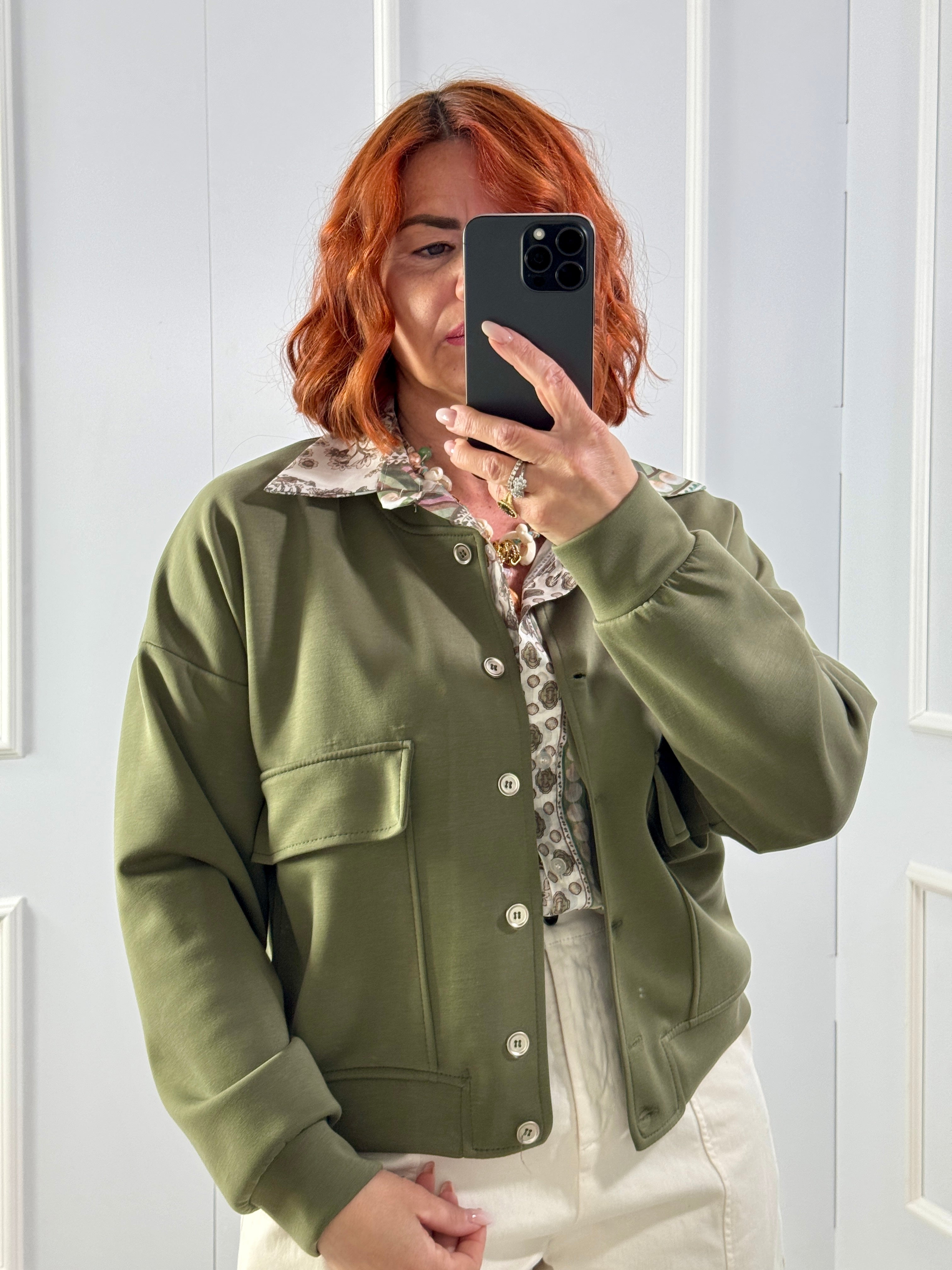 BOMBER MINA