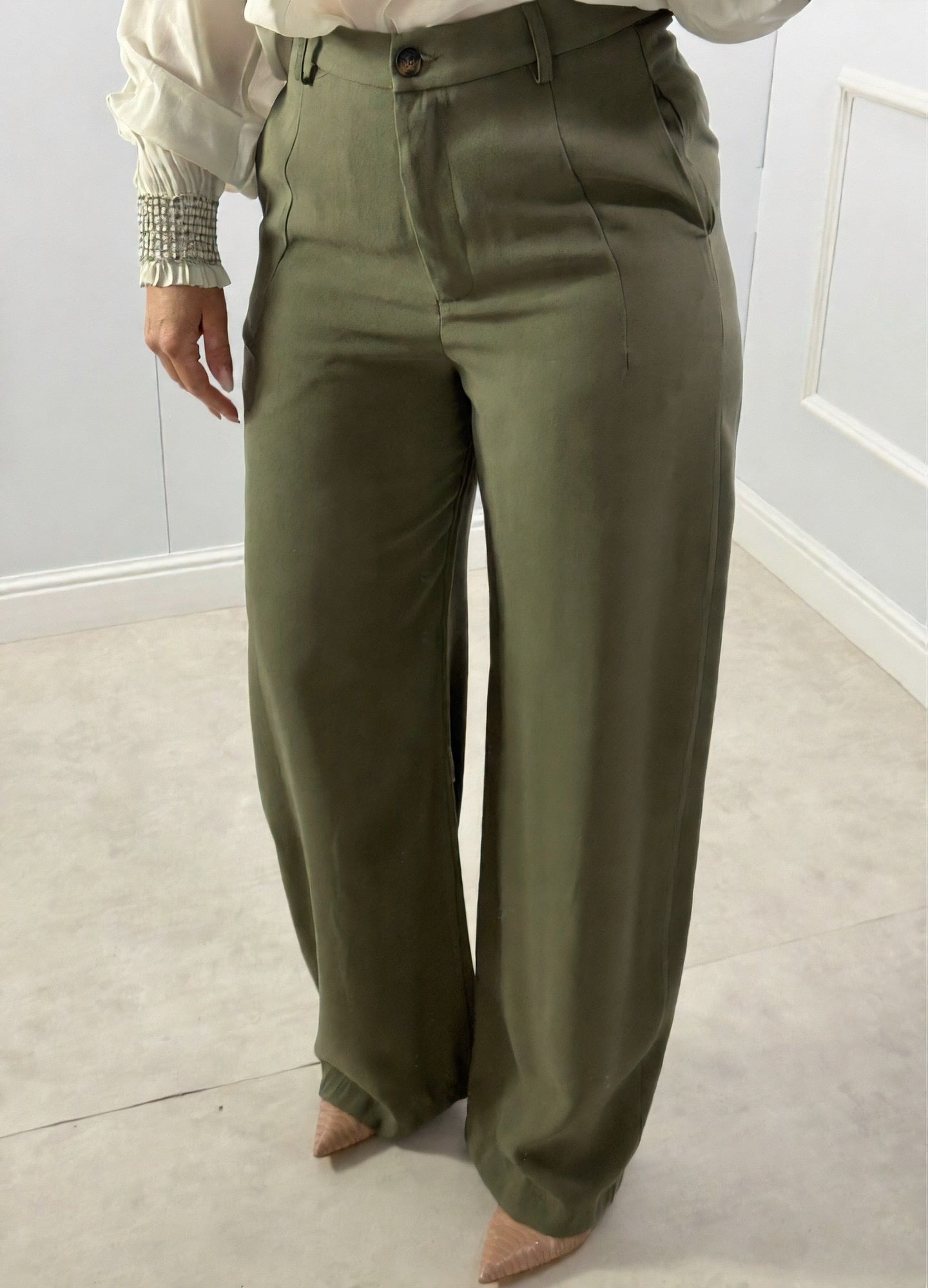 PANTALONE ANTONIA
